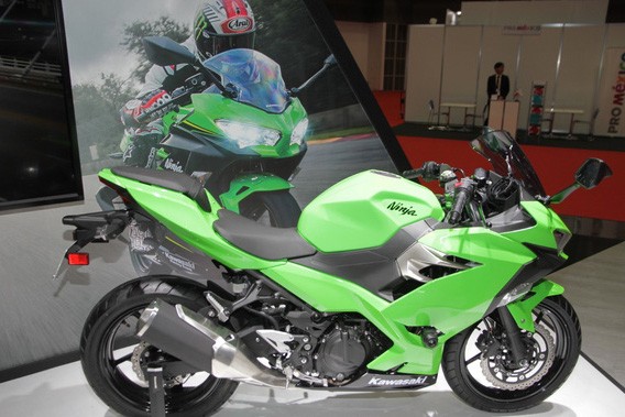 Kawasaki “ven man” moto Ninja 250 phien ban 2018-Hinh-4